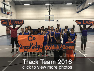 View more photos of the 2016 Track team